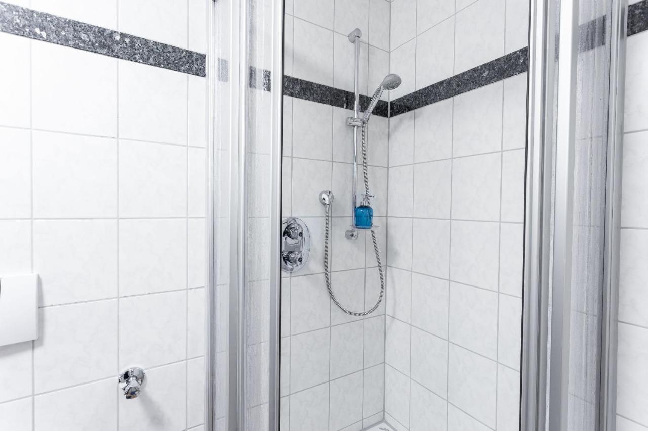 Apartment Gästezimmer 20 Min. Zur Messe&stadtzentrum *