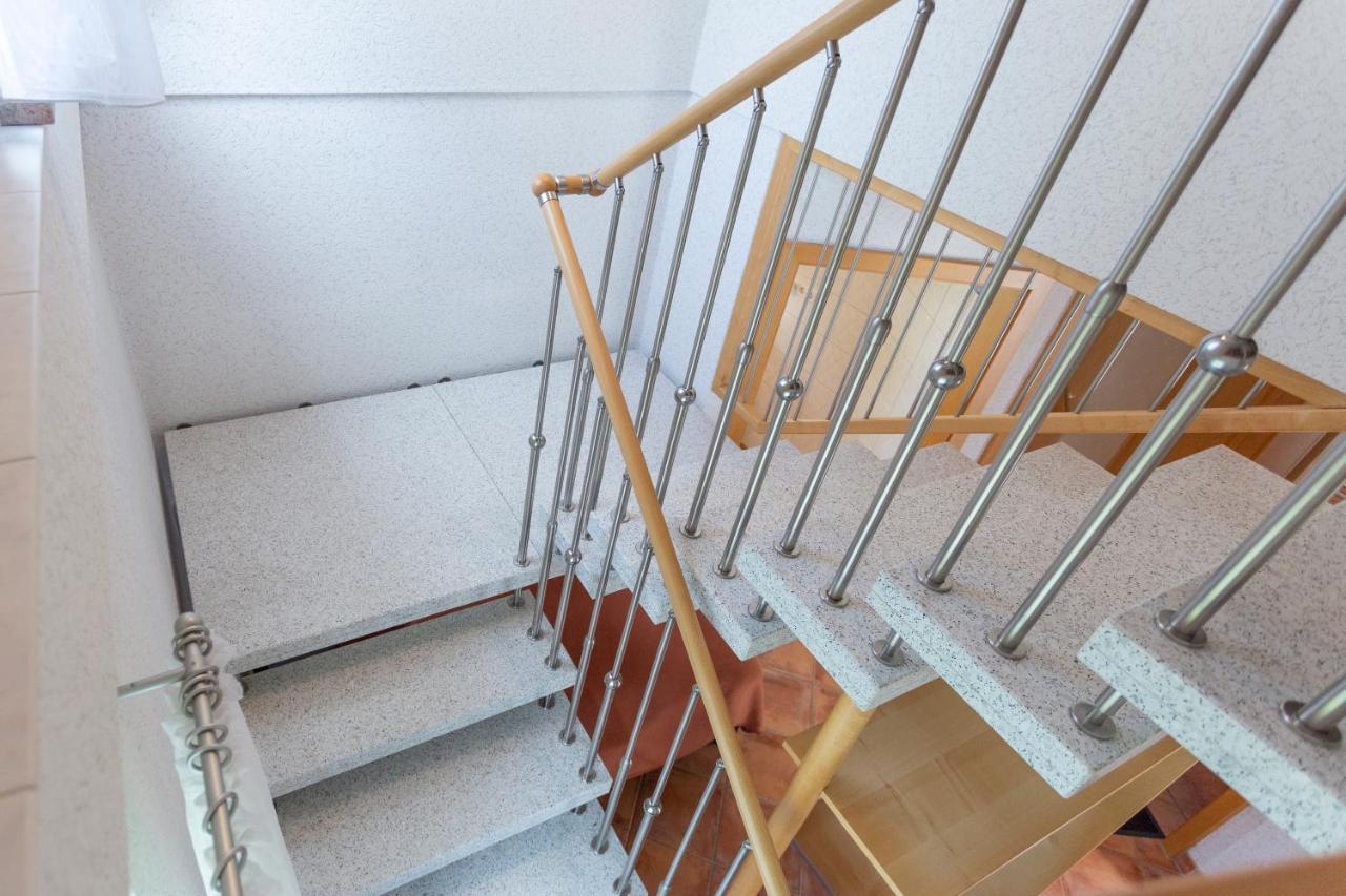 Gästezimmer 20 Min. Zur Messe&stadtzentrum Apartment