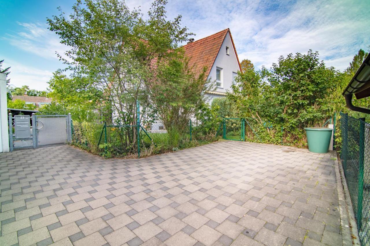 Gästezimmer 20 Min. Zur Messe&stadtzentrum Apartment *